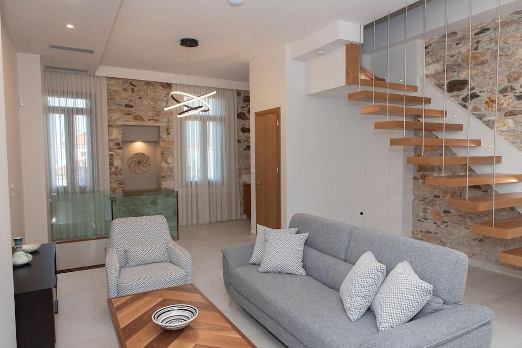 Villa Samos - Renovated Stone Villa With Private Pool- 2 Min From The Sea! Ágios Konstantínos Extérieur photo