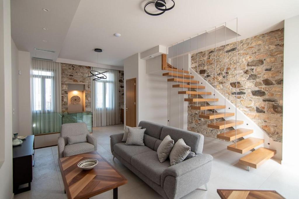 Villa Samos - Renovated Stone Villa With Private Pool- 2 Min From The Sea! Ágios Konstantínos Extérieur photo